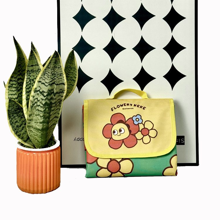 பிக்னிக் பீச் போர்வை வெளிப்புற மடிக்கக்கூடிய நீர்ப்புகா மணல் மேட்